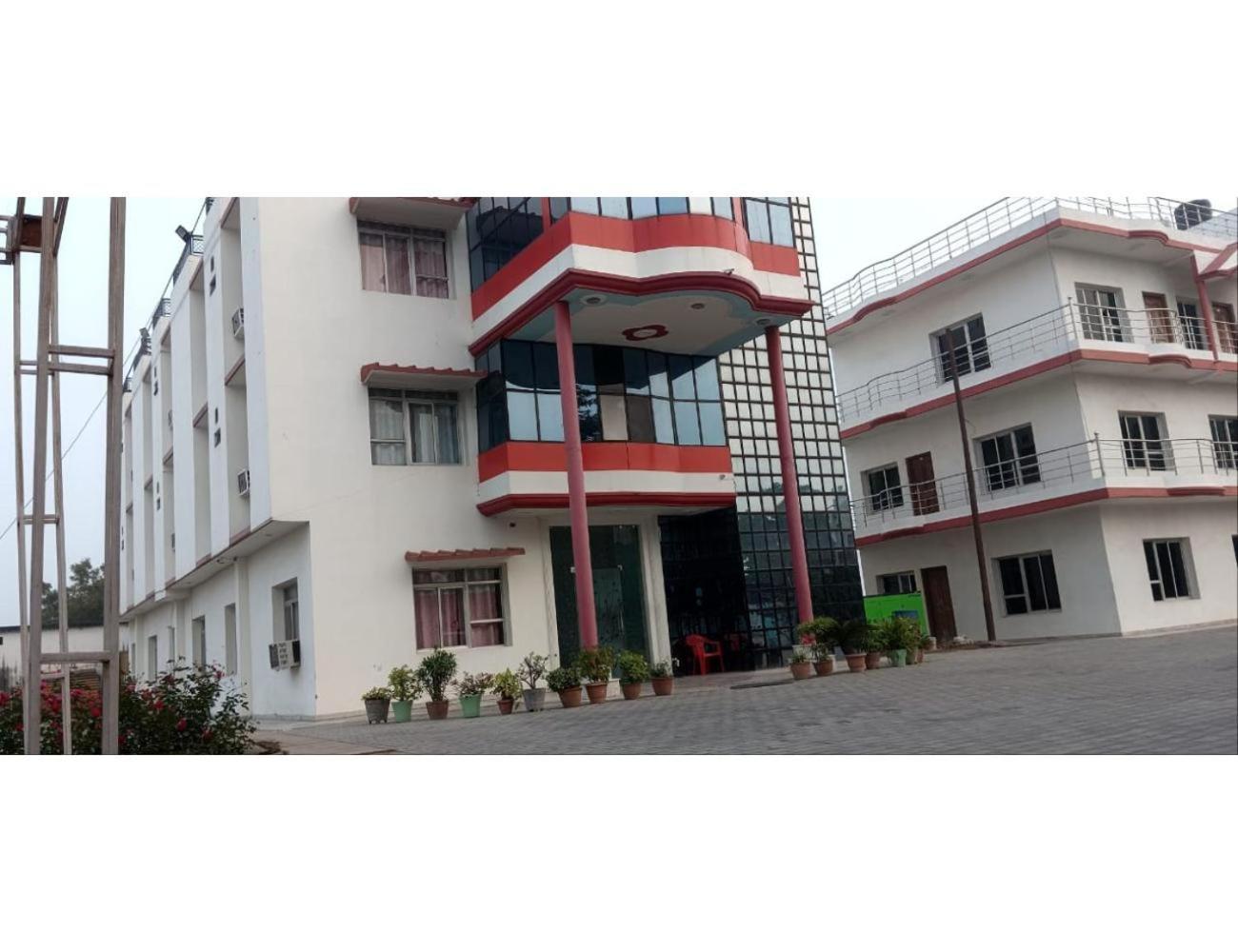 Hotel Sangam, Varanasi Exterior foto
